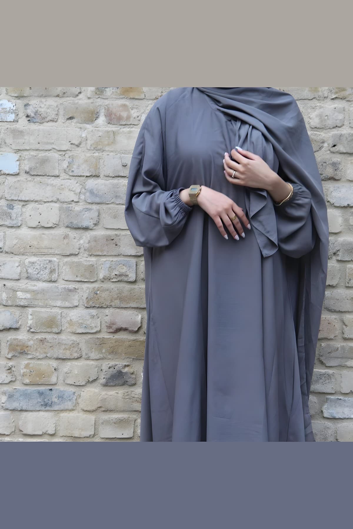 Nida abaya met vastgemaakte hijab